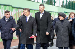 Кличко пообіцяв, що у Голосіївському районі відкриється новий дитячий садочок