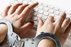 Российские власти уже похожи на маньяка-перфекциониста