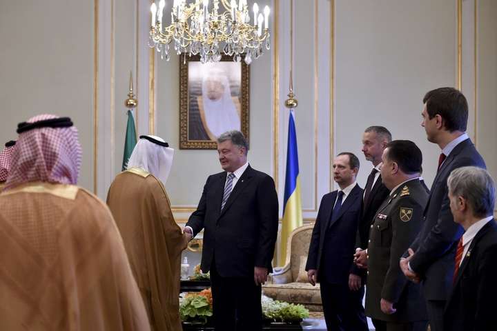 Визы в Саудовскую Аравию для украинцев подешевеют 