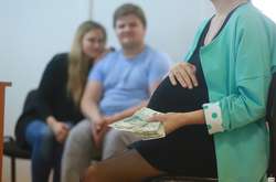 Женщина забеременела, уже будучи беременной. Неожиданная развязка истории   