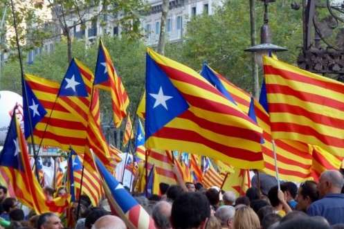 Суд Іспанії заарештував дев’ять лідерів руху за незалежність Каталонії
