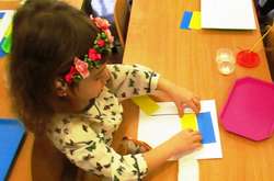 Умеров: Діти у кримськотатарській школі в Криму замість російського малюють український прапор