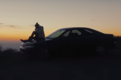 Мужчина снял стильный ролик о старом 20-летнем авто. Цена на него выросла в 40 раз