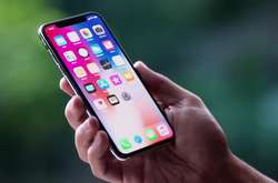 Функція розпізнавання облич iPhone X «сплутала» двох схожих братів