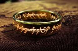 Warner Bros. и Amazon Studios начали переговоры о съемках сериала по «Властелину колец»