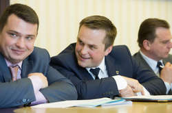 Стало відомо, скільки грошей з бюджету пішло на зарплати Холодницького і Ситника у жовтні