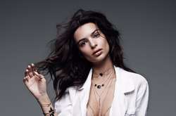 Модель Victoria’s Secret снялась в соблазнительном видео