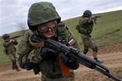 У Генштабі РФ заявили, що створили в окупованому Криму повноцінне угруповання військ