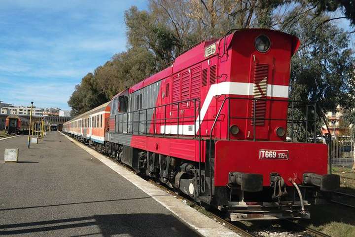 Страшне майбутнє «Укрзалізниці»? Українець поділився враженнями від албанської залізниці