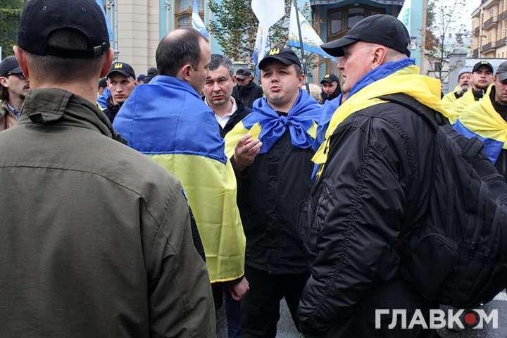 Семенченко проміняв голосування за виборчу реформу на мітинг під Радою