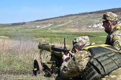 Ситуація в зоні АТО загострилася: двоє загиблих і троє поранених