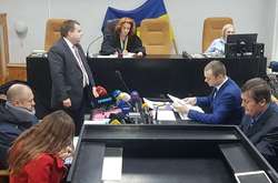 В Харькове суд избирает меру пресечения для Дронова