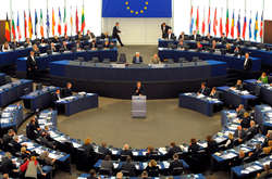 Європарламент хоче поглибити зв'язки з Україною