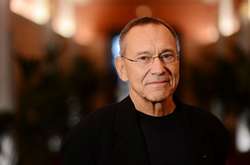 Легендарный российский режиссёр оправдал сексуальные домогательства в Голливуде