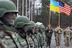 Посол сообщил, какое вооружение США предлагает Украине