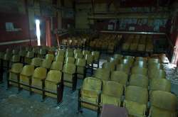 Прокуратура Києва вимагає повернути кінотеатр «Молодіжний» у комунальну власність