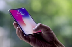 Аррle визнала проблеми з екраном iPhone X на холоді