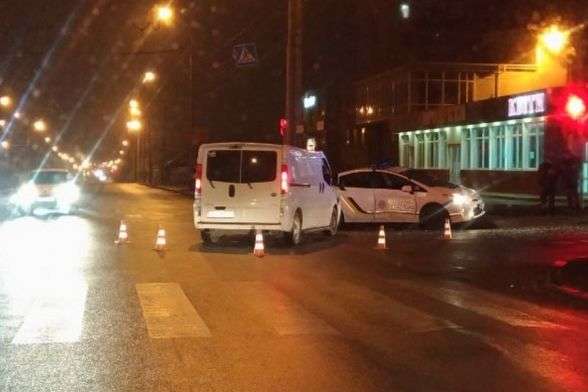 Поліцейські Вінниці розбили в ДТП черговий Toyota Prius