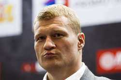 Російський боксер Повєткін готовий вийти проти кривдника Кличка в 2018 році