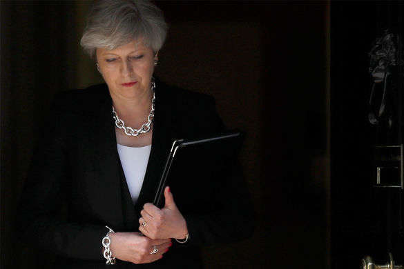 40 британських депутатів готові відправити Мей у відставку, - ЗМІ