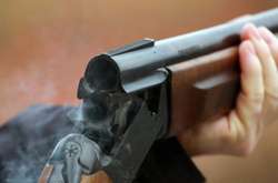 На Одещині чоловік «хотів залякати» сусідів: один загинув, інший в реанімації