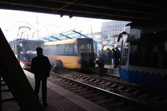 У Києві горів швидкісний трамвай