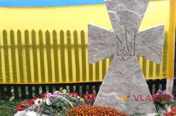 На Вінниччині відкрили пам’ятник усім полеглим за Україну