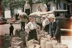 Як пропаганда зображувала щасливе життя в СРСР. Ретрофото 1950-х років