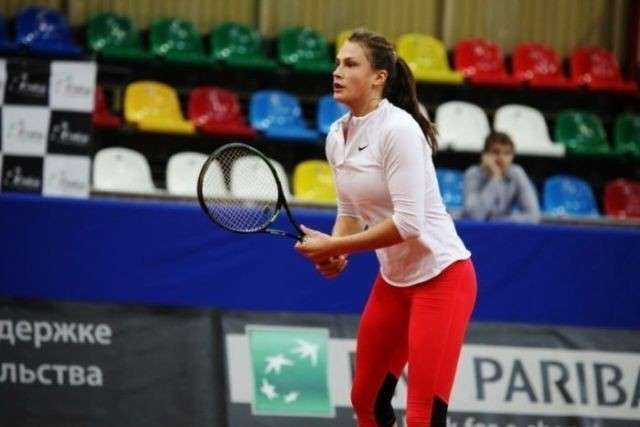 Аріна Соболенко: 18-річна білоруська тенісистка з модельною зовнішністю