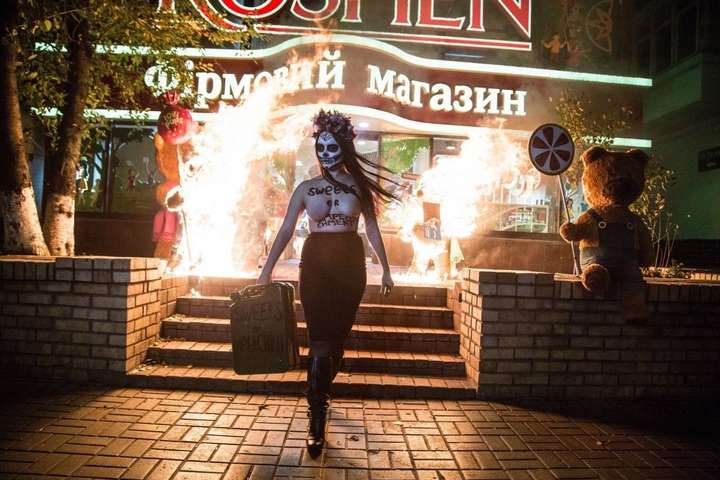 У Femen повідомили про викрадення активістки у Києві