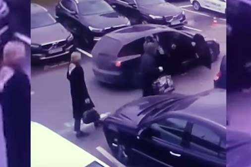 Пограбування в Києві: камера зафіксувала момент зухвалого нальоту