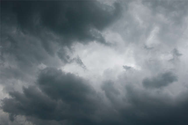 В Україні сьогодні буде хмарно, але без опадів