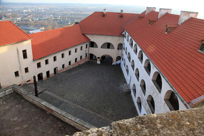 Геннадій Москаль відповів меру Мукачева, який відмовився повертати замок «Паланок» у державну власність