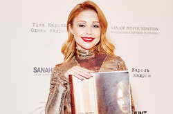 Появились фото из книги уникальных портретов Тины Кароль