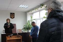 Запорізький правоохоронець, який розганяв місцевий Майдан, відбувся штрафом у кілька тисяч