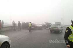 Туман спровоцировал масштабное ДТП в Каменском: повреждены 10 авто