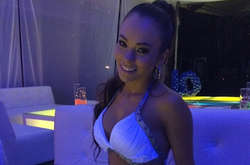 Темпераментна Джесіка Стерлінг - дружина голкіпера «Арсеналу» Давида Оспіни