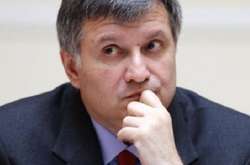 Аваков знає українську, але принципово не розмовляє - таких людей треба усувати з посад, - мовознавець