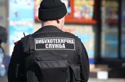 Правоохоронці не знайшли вибухівки на 12 «замінованих» об’єктах Києва