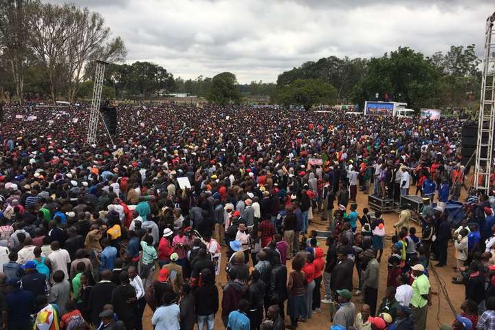 У Зімбабве проходить маніфестація на підтримку відставки Мугабе