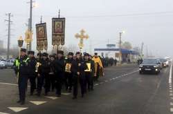 Російські даішники взяли участь у хресній ході