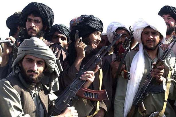 В Афганістані таліби атакували три контрольно-пропускні пункти