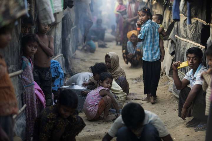 Німеччина пообіцяла додаткову фінансову допомогу біженцям рохінджа
