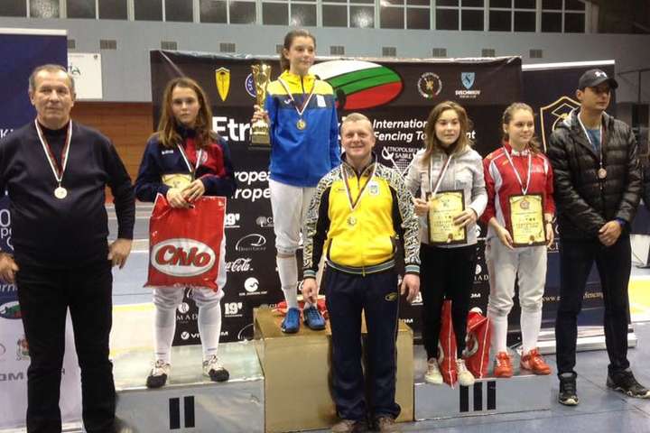 Молода українська шаблістка виграла турнір з фехтування серед кадетів
