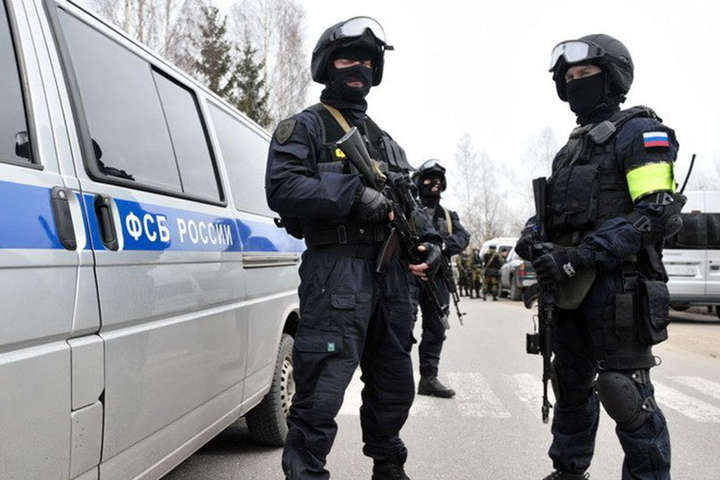 ФСБшники затримали на в’їзді до окупованого Криму українця з ліками