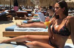 З цими красунями гравці збірної Італії проведуть наступне літо. Фотогалерея