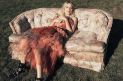 Звезда «Отряда самоубийц» снялась в изысканной фотосессии