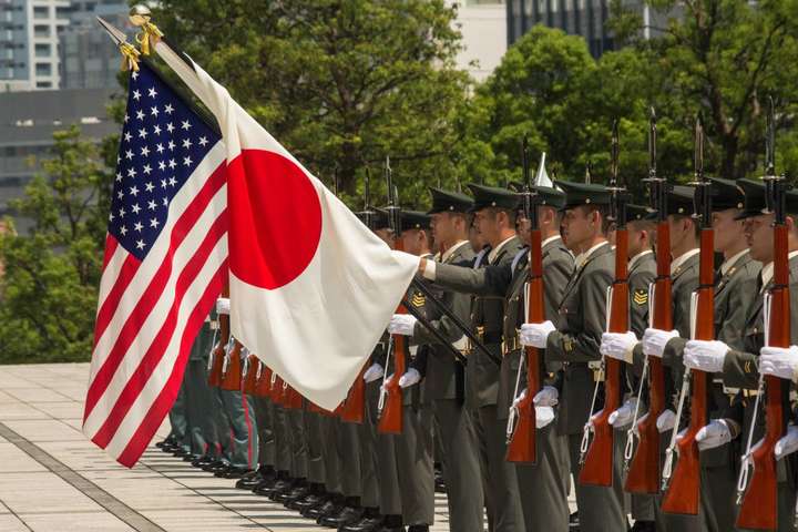 Американським солдатам в Японії заборонили вживати алкоголь