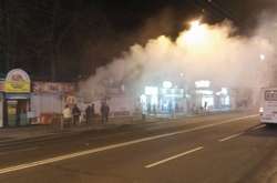 За фактом пошкодження лотомаркетів на Нивках відкрито кримінальне провадження