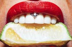 Даша Астафьева взбудоражила поклонников серией провокационных фотографий